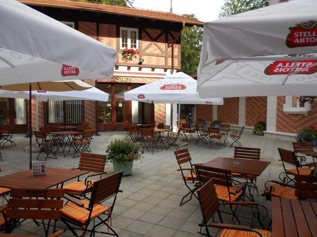 Hotel Bastion Sinaia Exterior photo